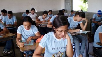 Estudantes de escolas públicas não pagarão taxa de inscrição para vestibular em faculdades federais
