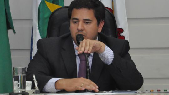 Ibrahim defende professores e diz que considera reivindicações justas
