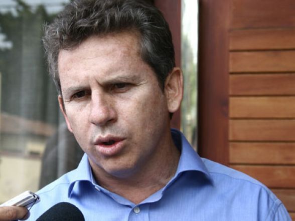 Mendes afirma que novo Pronto Socorro de Cuiabá não sairá em 2013 caso revoguem aumento do IPTU