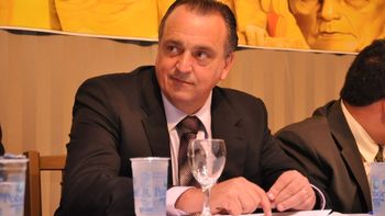 Pedro Henry e o acúmulo de cargos