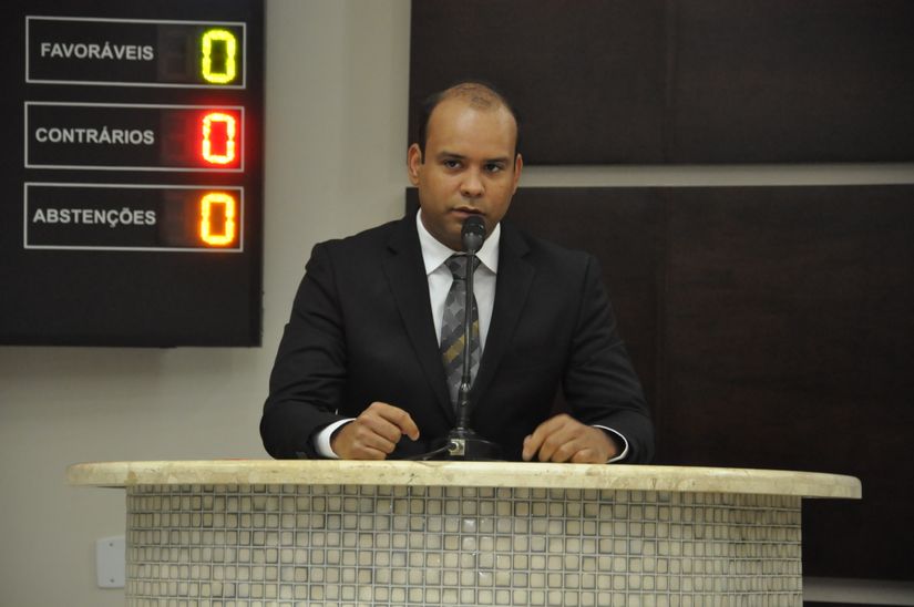 Thiago Muniz inicia investigações e diz que obra da travessia pode ser concluída até setembro