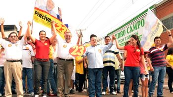 Percival, Rogério e senador Pedro Taques (PDT) lideram multidão em caminhada
