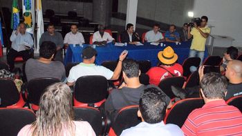 Câmara debate com músicos e empresários o horário de funcionamento de bares e restaurantes