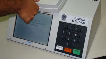 Eleitores de 7 cidades de MT vão votar em urnas biométricas