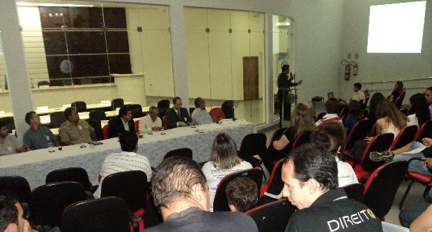 Boicote: Ausência de autoridades prejudicou audiência sobre violência no trânsito