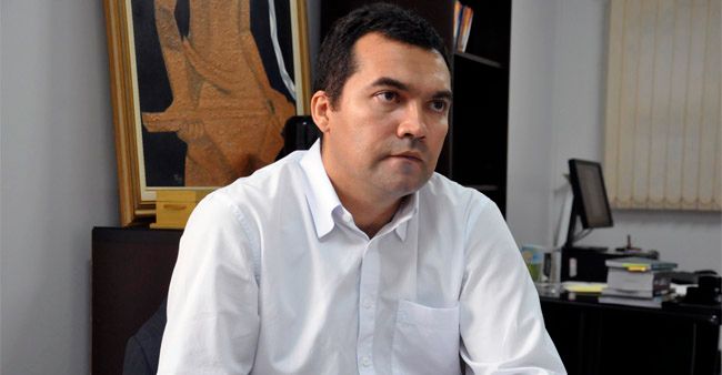 Quero ser o primeiro a aplaudi-los!