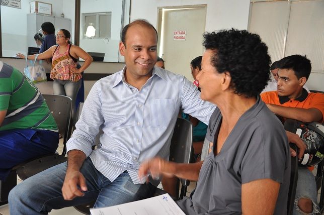 Eleito, Thiago Muniz visita PA e ouve reivindicações de pacientes