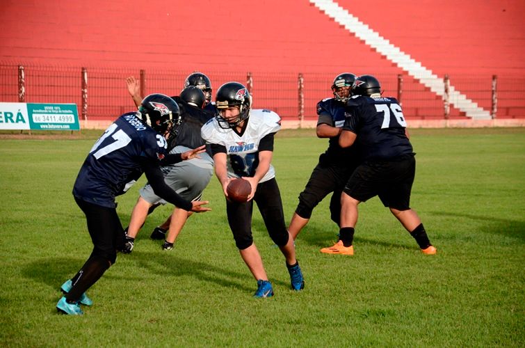Secretário convida população para conhecer melhor o futebol americano