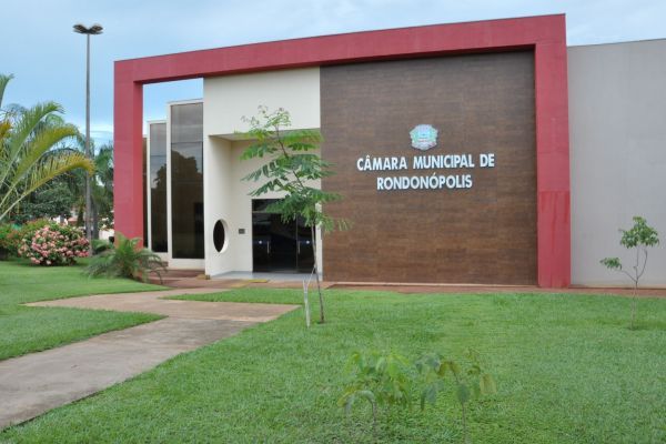Sem surpresa, Fulô volta à presidência da Câmara com feito inédito