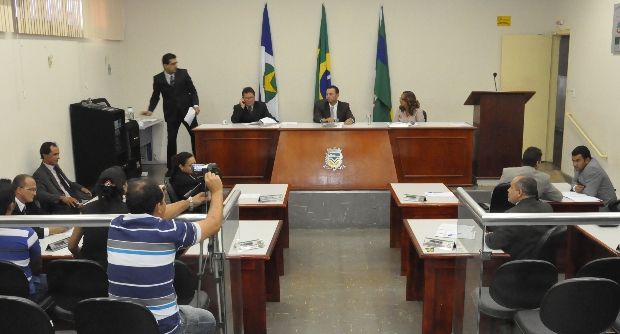 Após série de sustos, vereadores de Pedra Preta decidem hoje se abrem investigação contra Mariledi
