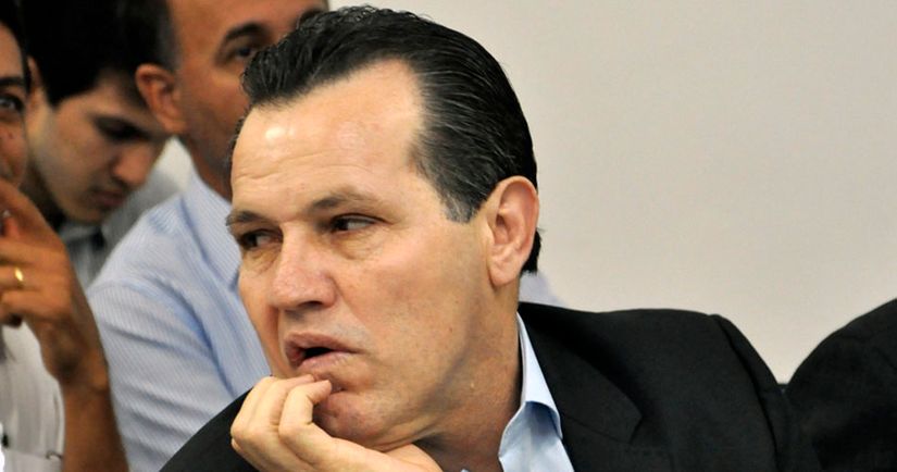 Preso por corrupção, Silval pode ter contas rejeitadas por deputados