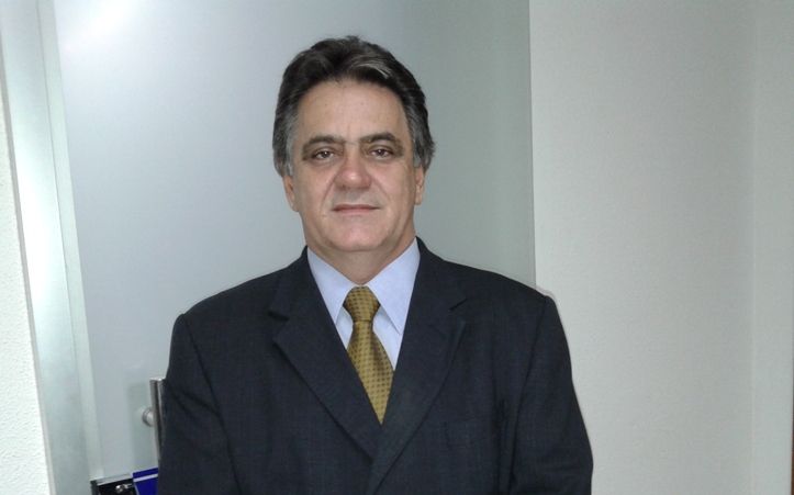 Mutum se afasta da Câmara para se dedicar à campanha de Riva; Armindo da Caixa assume