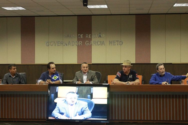 Comitiva cobra de governador infraestrutura e saúde para municípios