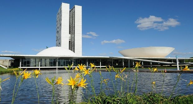 Senado aprova projeto que aumenta vigilância contra maus-tratos a menores