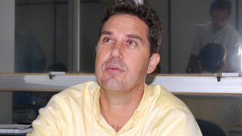 Renúncia de prefeito agrava crise e pode ser 'vingança' contra eleitores de Várzea Grande