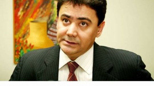 Eder Moraes e Yênes Magalhães devem devolver R$ 2,115 mi dos cofres públicos, diz TCE