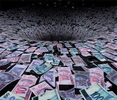 Prefeitura quer desfazer renúncia fiscal que favoreceu donos de cartórios; vereadores resistem