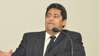 Ananias diz que vai aguardar notificação, mas já pede apoio para possível gestão na Prefeitura