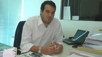 Procurador do município rebate críticas de vereador e diz que não mudará conduta