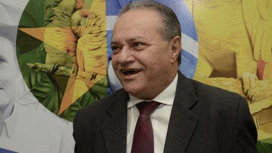Enquanto PMDB não define nome, Fulô se diz candidato a prefeito