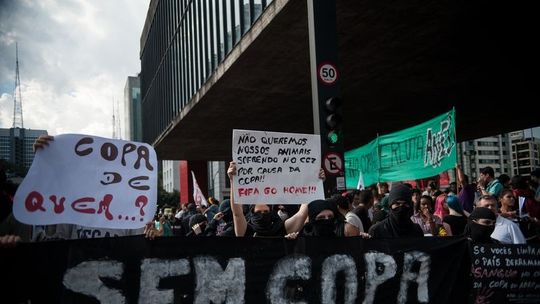 Congressistas podem aproveitar situação para 'engessar' manifestos populares no país