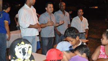 Vereadores se reúnem com moradores da região do bairro Padre Lothar para anunciar obras