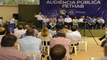Taques participa de audiência pública em Rondonópolis sobre novo modelo do Fethab