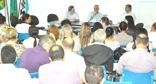 Comissão apresenta primeiros resultados da reestruturação do PCCS; prefeito pediu agilidade