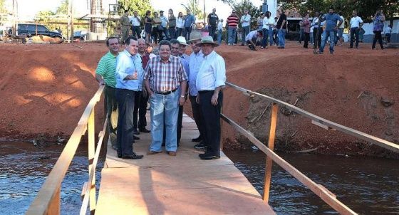 Governador e lideranças do PR e do PMDB não visitaram obras 'problemáticas'
