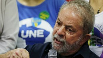 Supremo adia julgamento sobre nomeação de Lula para ministro