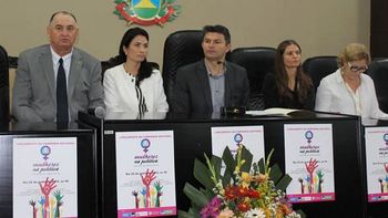 O deputado Nininho defende a participação mais expressiva das mulheres na política brasileira