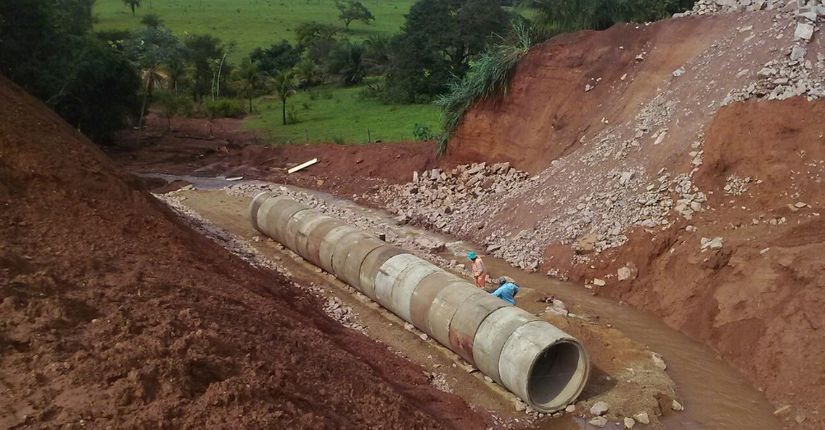 Obra de recuperação em trecho que desabou na BR-364 já gera suspeitas 