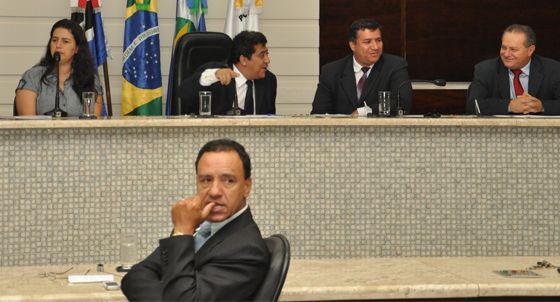 Vereador revela laços de compadrio entre prefeito e nova presidente da Coder