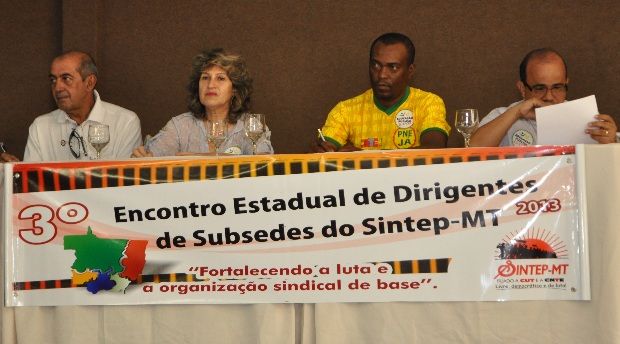 Encontro do Sintep termina hoje com representantes de mais de 100 municípios
