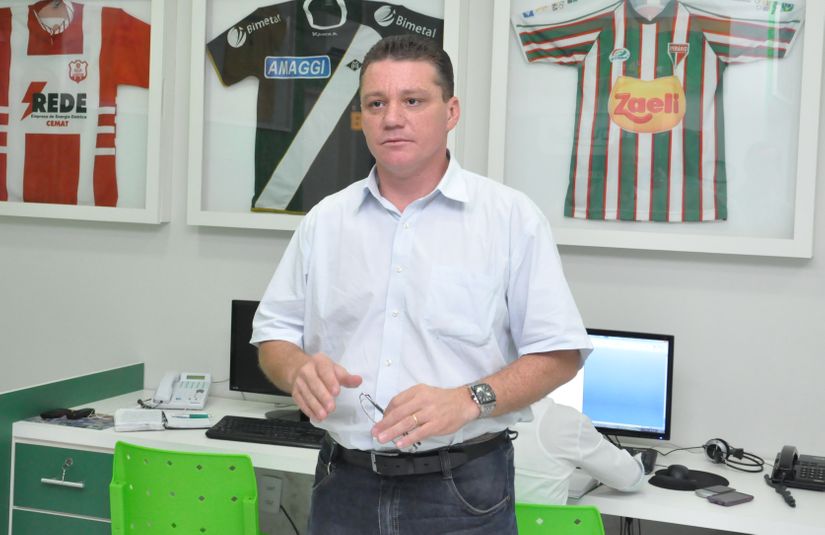 Vanzeli credita crescimento do PDT a Pedro Taques e fala em mudanças na política