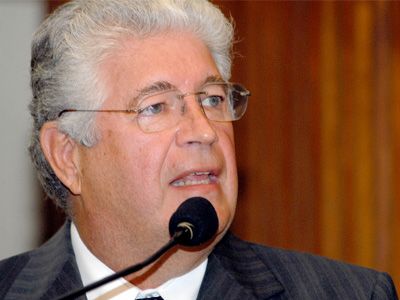 Condenado por desvirtuar emissora de TV