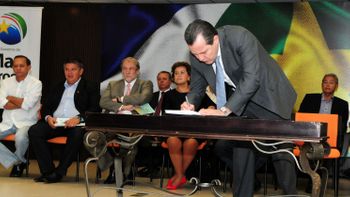 Silval assina convênios e anuncia concurso público para a Empaer 