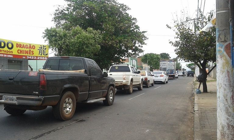 Construção de rotatória causa congestionamento na Marechal Rondon 