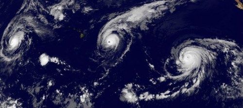 Três furacões de categoria 4 surgiram ao mesmo tempo no Oceano Pacífico