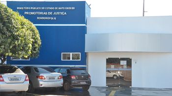 Promotora dá 'piti' e expulsa jornalista de reunião em Rondonópolis