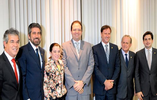 Ferrovia Bioceânica deverá ser licitada no segundo semestre de 2016