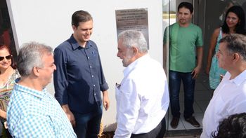 Prefeito inaugura Centro Multiuso no Conjunto São José, que abrigará cursos de qualificação