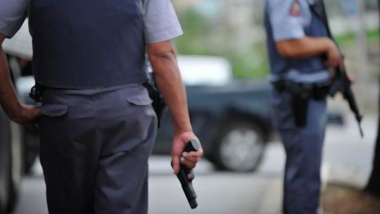 Projeto do auto de resistência está pronto para ser votado na Câmara