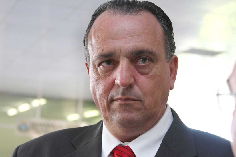 Agora na Folha de São Paulo: Pedro Henry e o acúmulo de cargos
