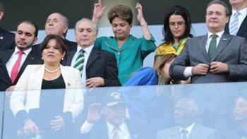 'Não vou me deixar perturbar por agressões verbais', diz Dilma