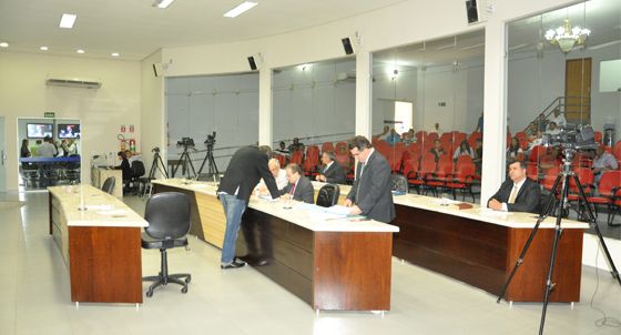 Eleição Indireta será no dia 13 de junho; inscrições para os candidatos vão até a próxima segunda