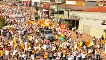 Com pedidos de Paz, Percival e Rogério lideram a maior caminhada da história de Rondonópolis
