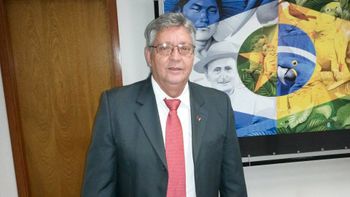 Pichioni diz que é candidato a prefeito e defende composição com PMDB