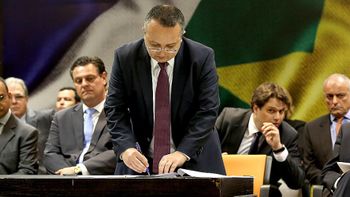 Semana no Governo começa com contratos e empenhos suspensos; contas serão auditadas