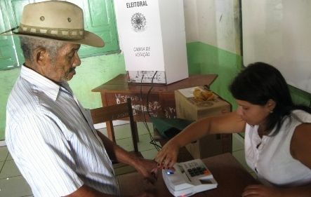Em Campo Verde idosos terão treinamento para a urna eletrônica